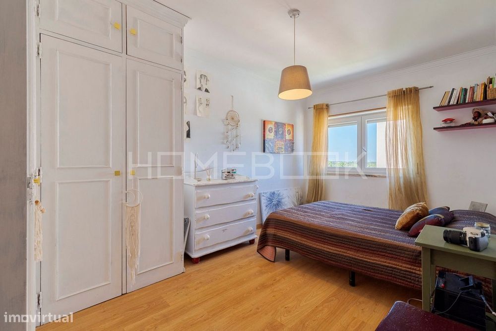 Apartamento T3 com  Arrecadação em Setúbal