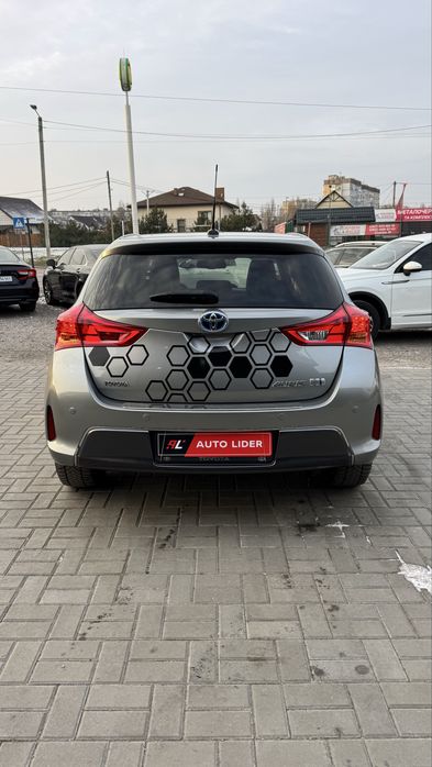 Toyota Auris Hybrid Тойота Ауріс 2014 р 1,8 бенз/електро АКПП Панорама