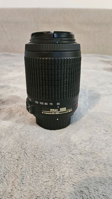 Aparat Nikon D3000 - zestaw startowy dla fotografa