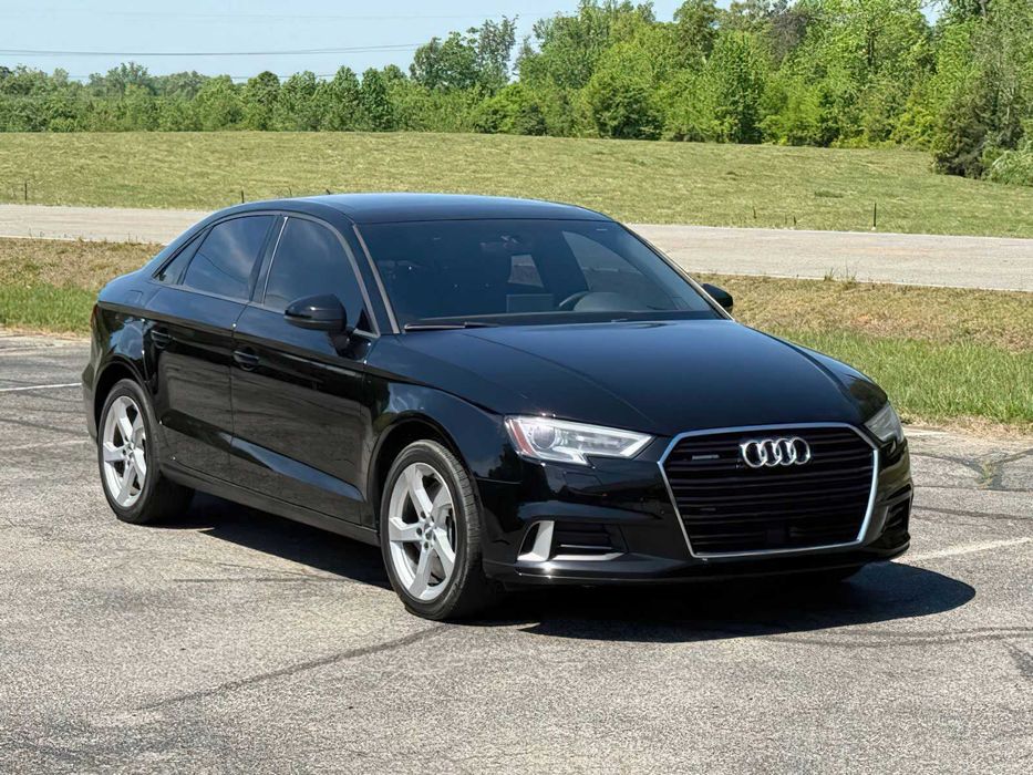 Audi A3 quattro Premium 45 TFSI      2019