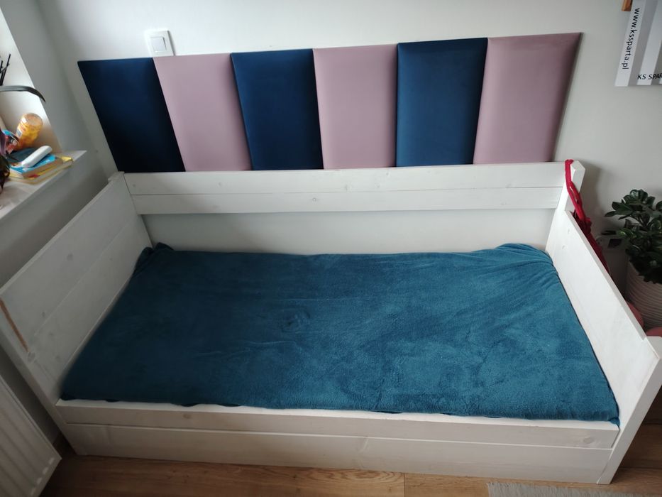 Drewniane łóżko  dziecięce