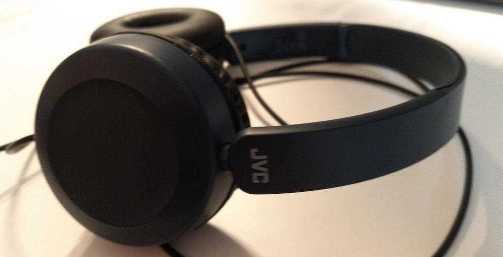 Słuchawki przewodowe nauszne zamknięte JVC HA -S31M-A