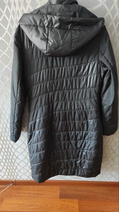 Жіноче демісезонне пальто