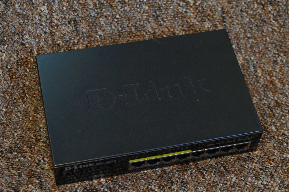D-Link DGS-1008P switch niezarządzalny PoE