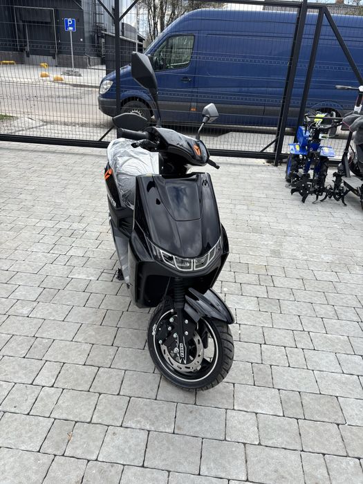 Електроскутер YADEA RN 2100w!графен