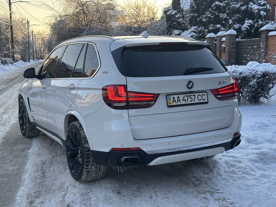 BMW X5 x Drive 40e 2017 року Plug-in Hybrid (PHEV)