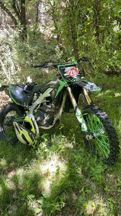 Kawasaki kx250f matrículada