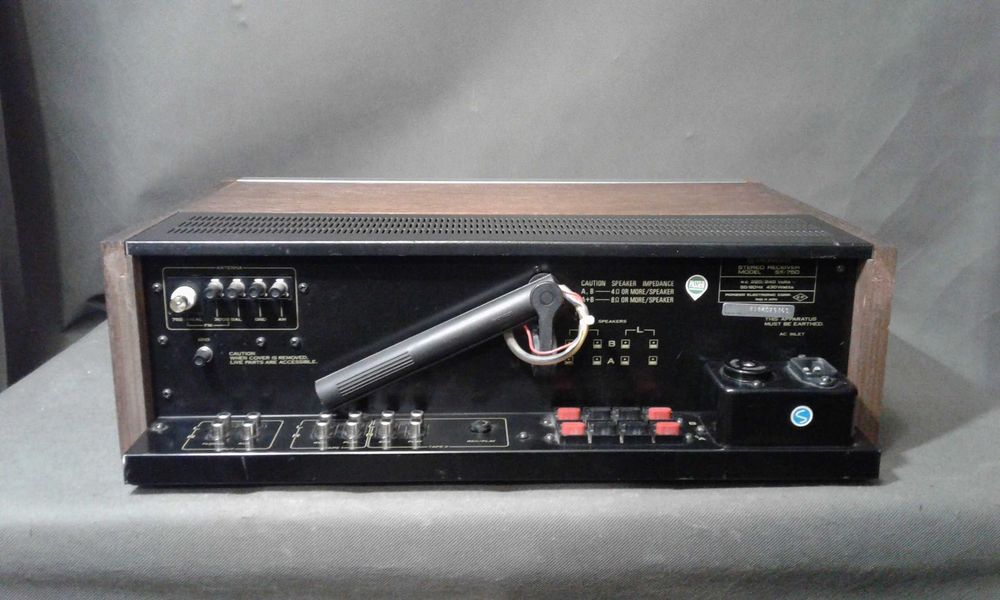 PIONEER SX-750, amplituner stereo vintage