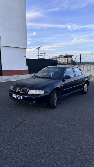 Audi A4 B5 1.8 Gasolina — 1999 nacional (Para peças ou arranjo) foto 2