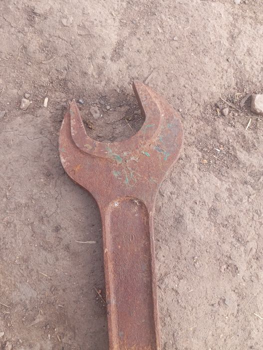 Продам ключь трофейный на 80