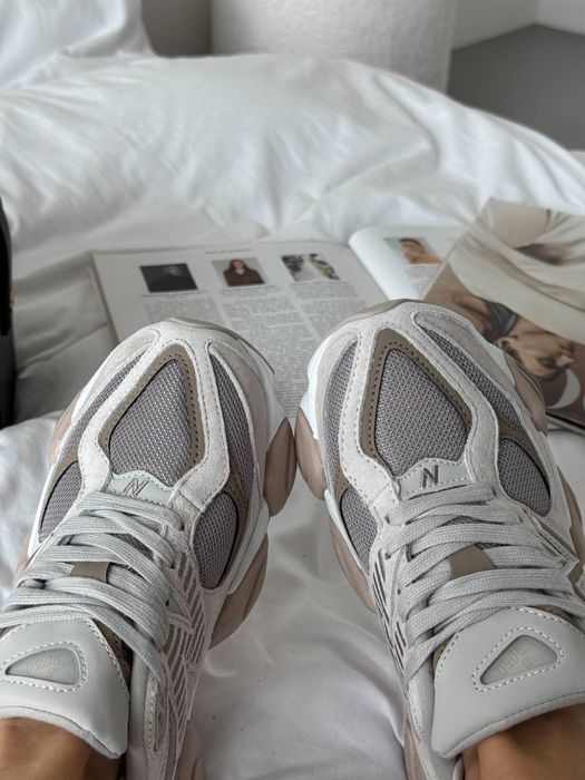 New Balance 9060 light brown r39
