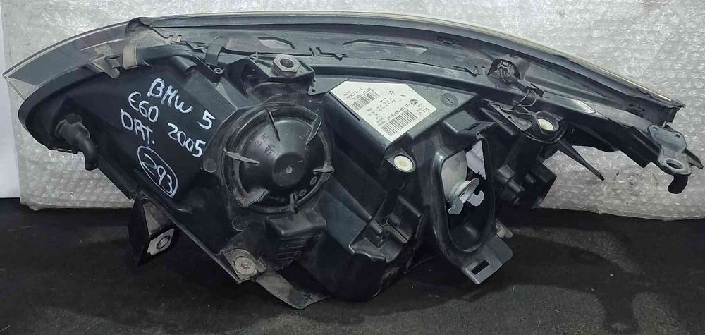 Ótica / Farol Direito 1EL00944902 - BMW 5