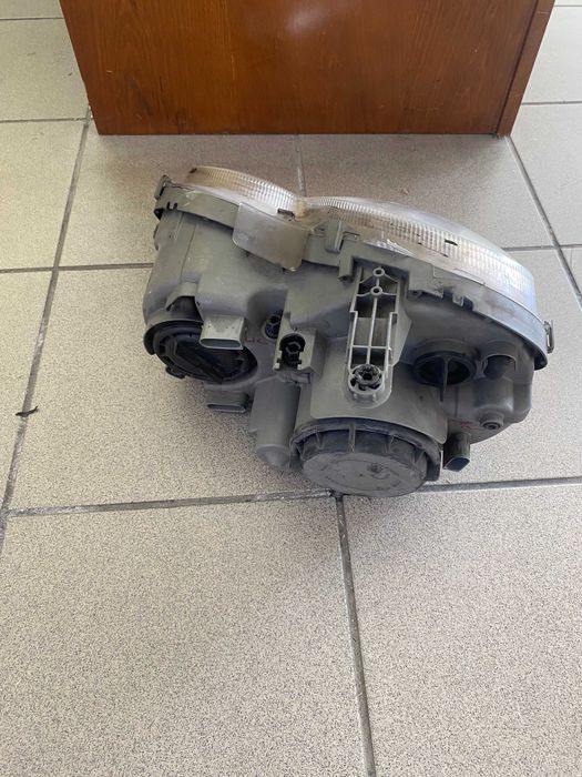 Faról Direito Xenon Mercedes Benz CLK W 209/ original