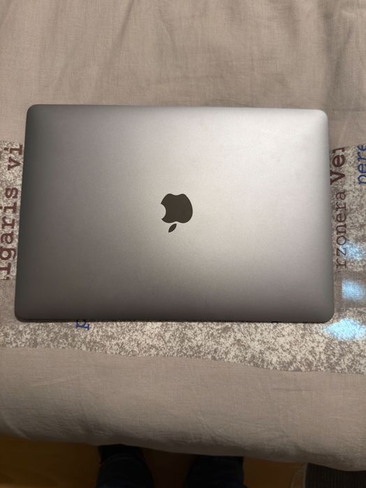 Apple MacBook Air