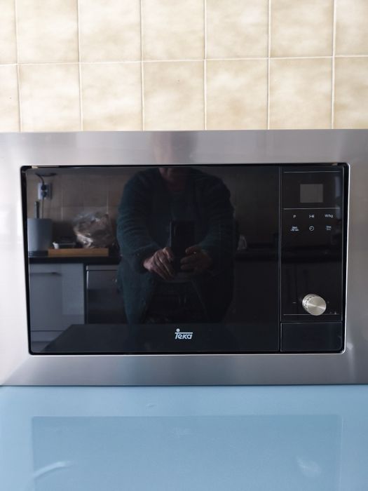 Microondas Teka com (avaria?)