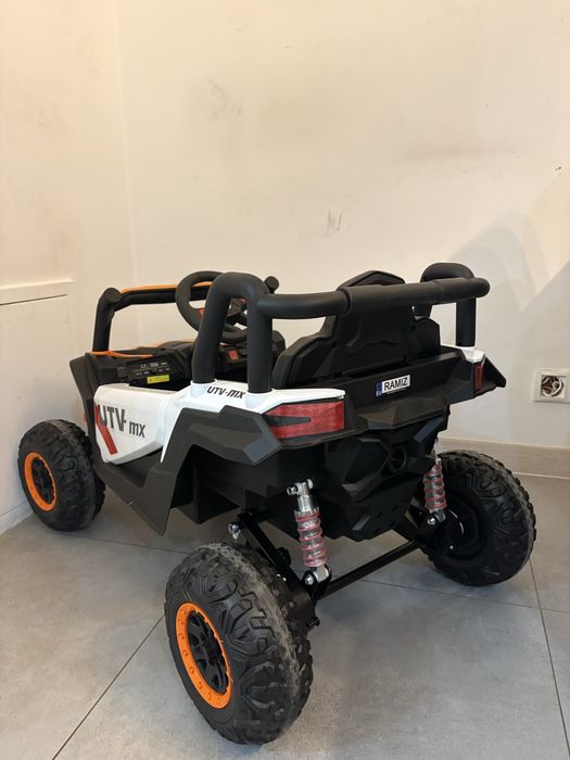 Buggy na akumulator elektryczny pojazd