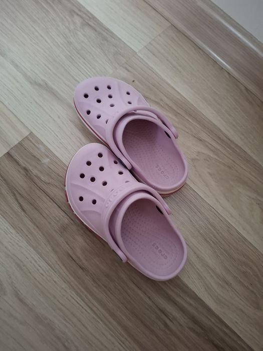 Crocs klapki c10