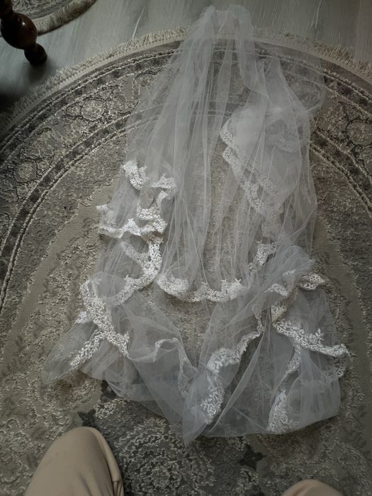 Весільна фата пошита під індивідуальне замовлення