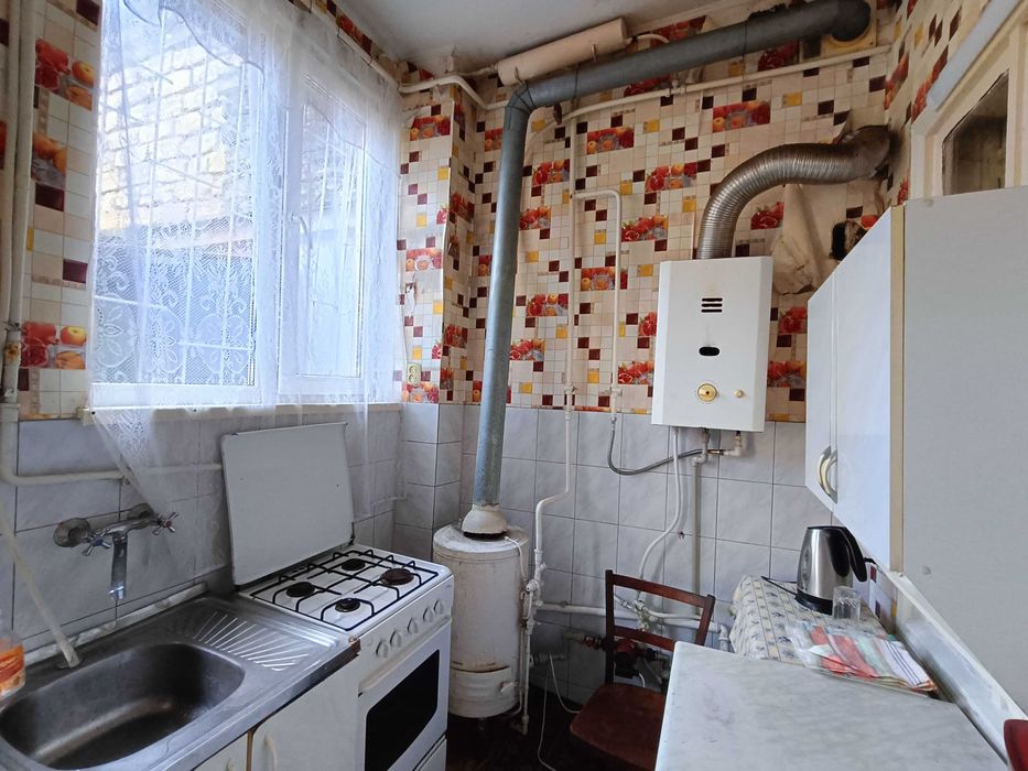 2 ком со своим двориком, АГВ, колонка, можно под гос. программы