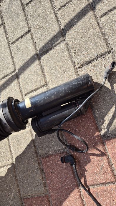 Amortyzatort 3 sztuki W 220