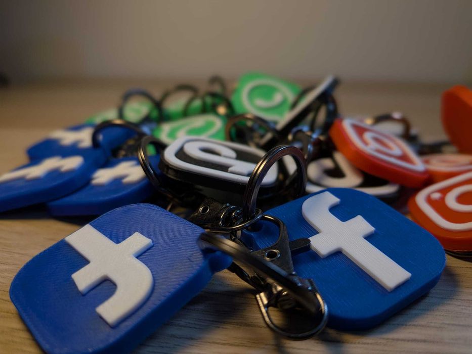 Porta-Chaves com NFC - Redes Sociais