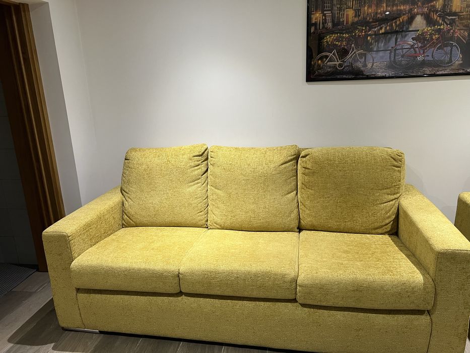 Sofá estado de novo