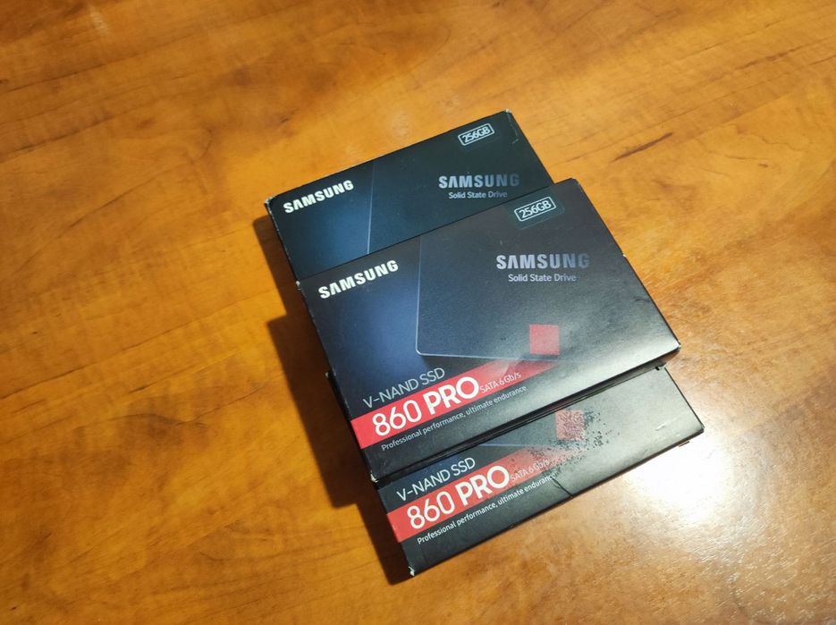 SSD Samsung 860PRO 2.5 Sata 256Gb 512Gb 600Gb 800Gb 1.6Tb Intel