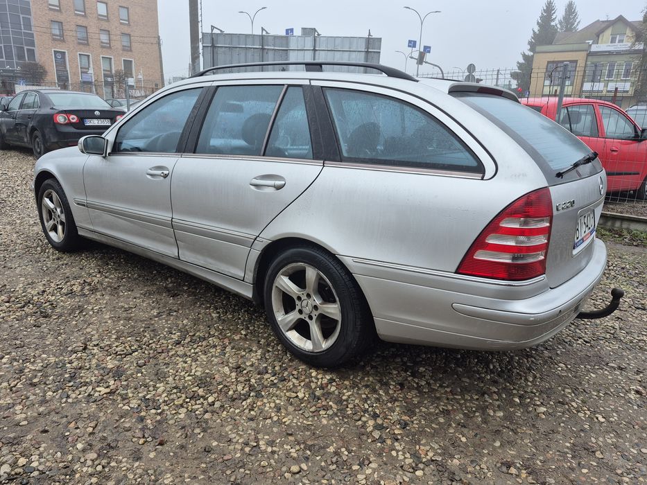 Mercedes C220 Diesel 2004 Rok Automat