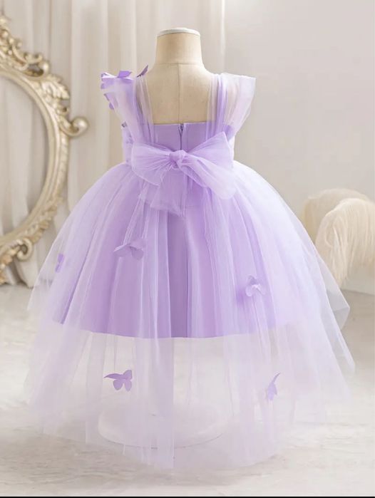 Нарядное платье на 3 года