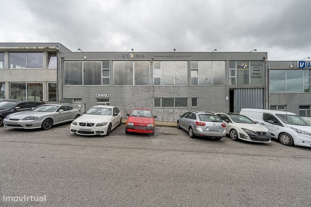 Armazém Industrial na Zona Central de Braga
