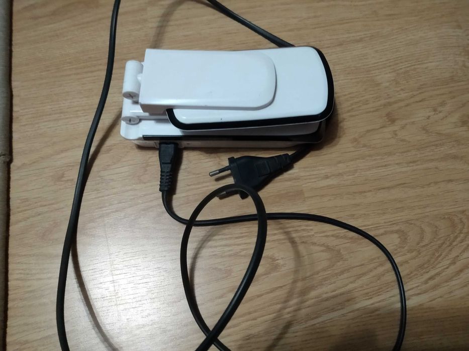 Tiros/lampka biurkowa