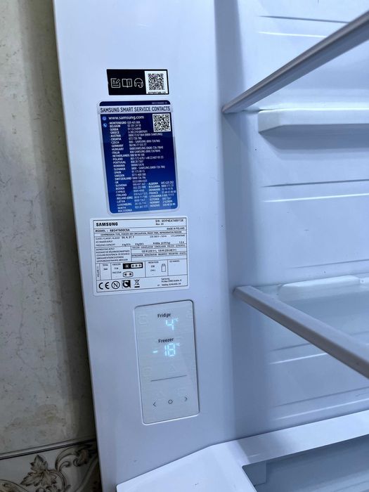 Frigorífico Combinado SAMSUNG RB34T600CSA – Inox