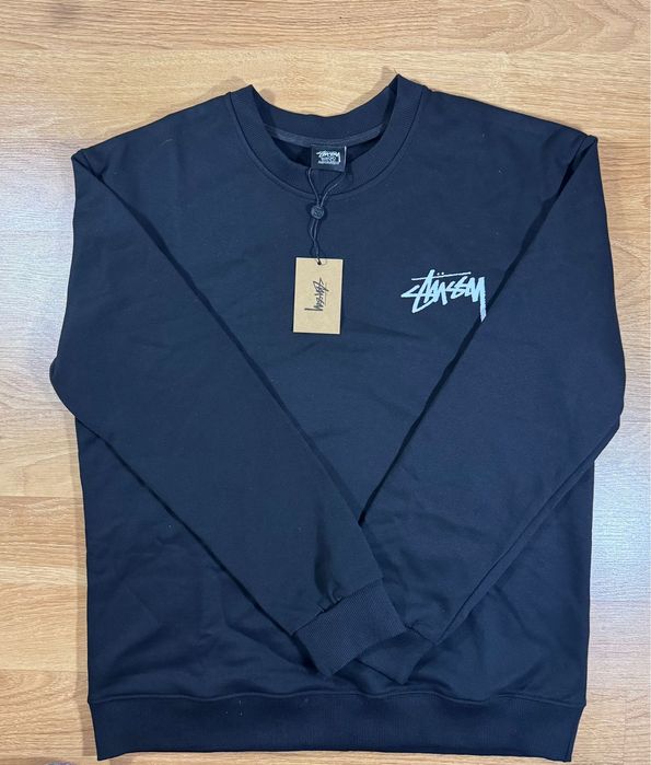 Camisola Stüssy preta - estilo simples e icónico
