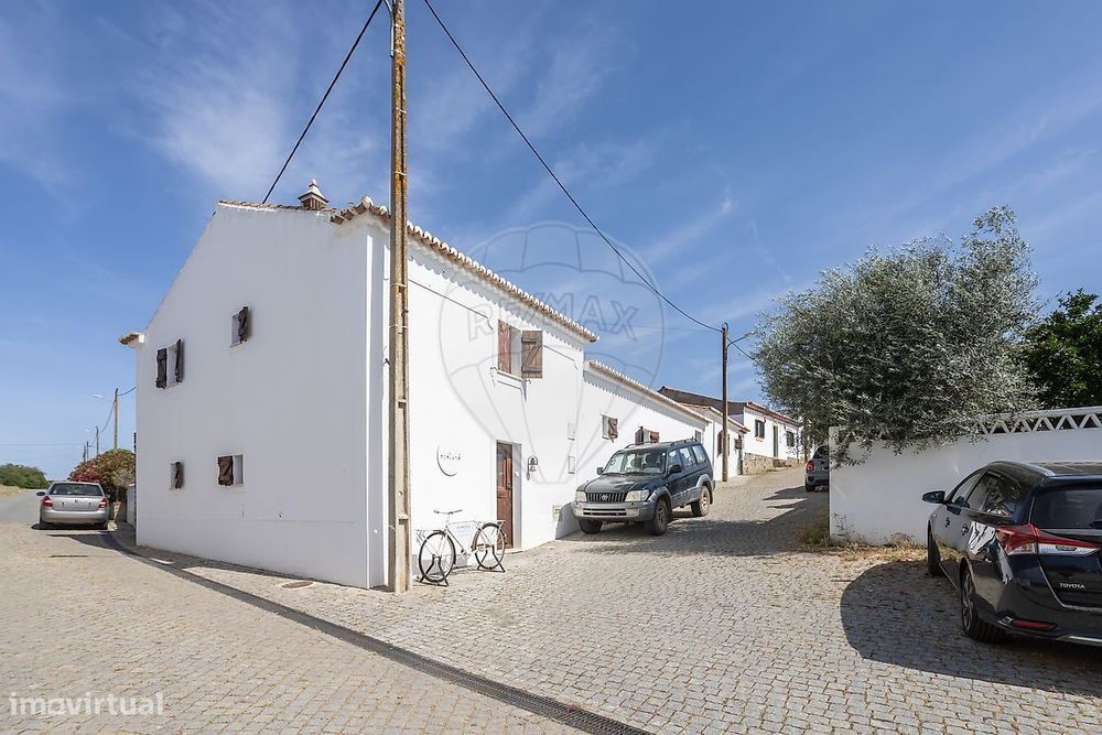 Moradia T6 para venda