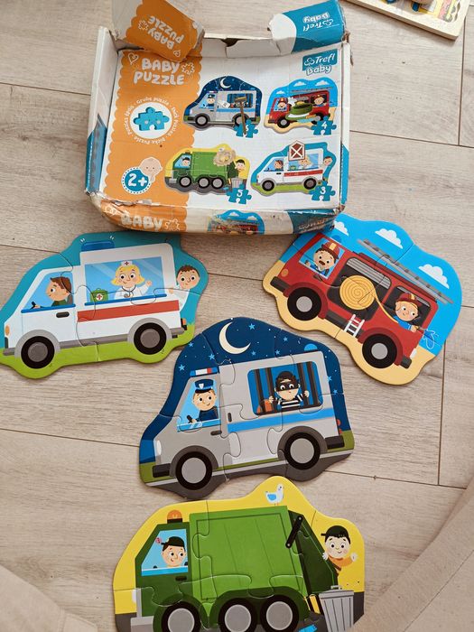 Puzzle trefl 2+ pojazdy