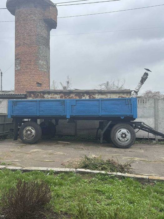 причіп вантажний