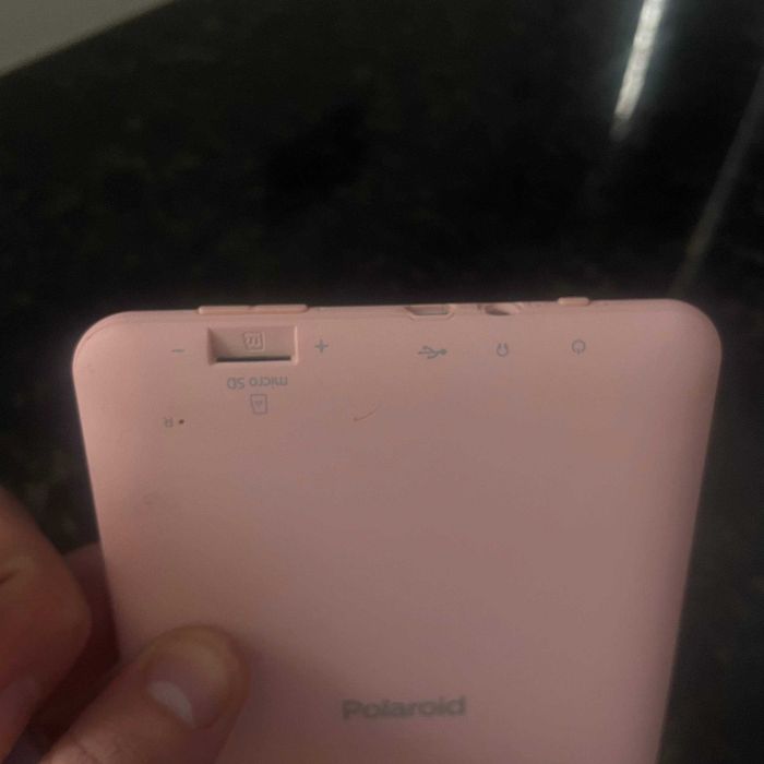 Polaroid P709BK планшет