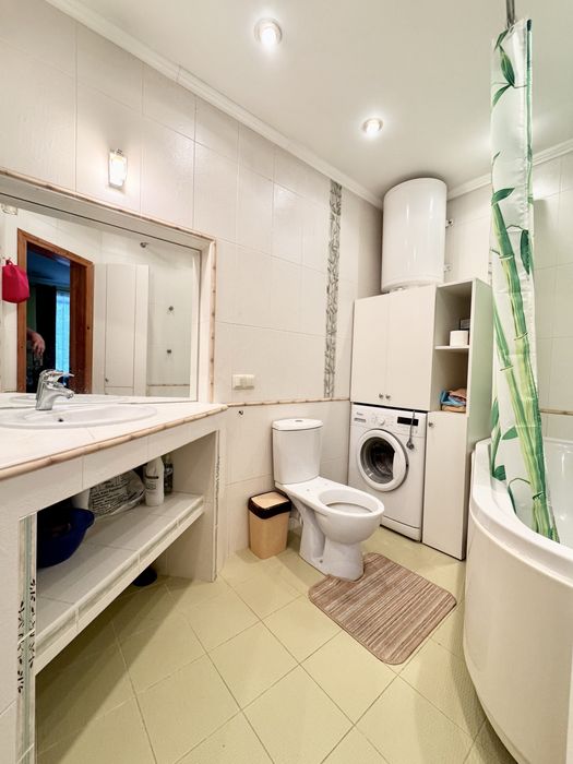 Продаж 3 к.квартири вихід сосновий ліс, пляж, річка, Козин Конча-Заспа