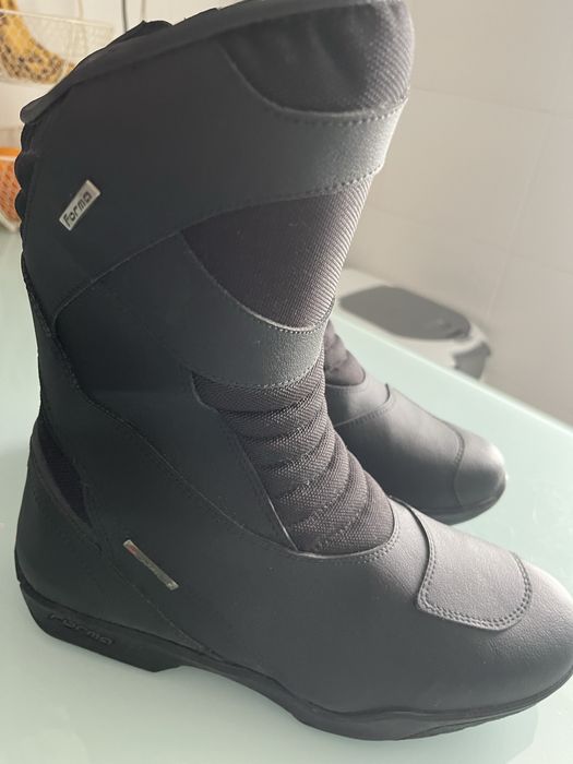 Botas mota Forma 43 como novas