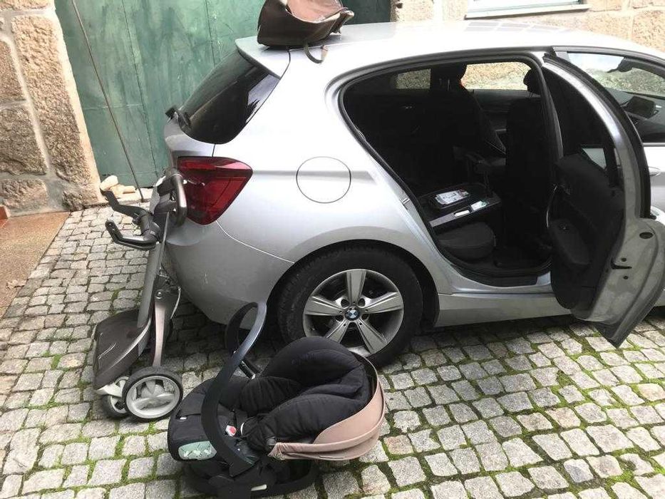 Carrinho Bébé STOKKE + Ovo com Base Isofix Besafe IZI Sleep