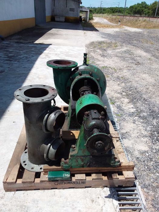 Bomba para tirar água