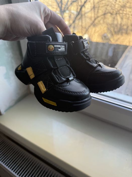 Черевики демісезонні 24р