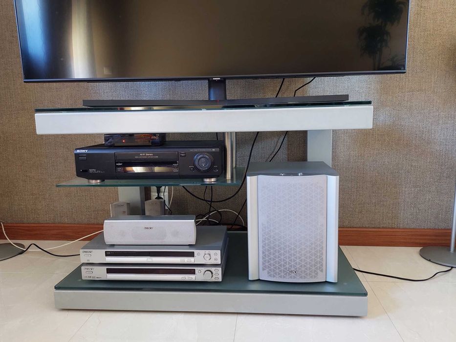 Mesa TV SONY (Como nova)