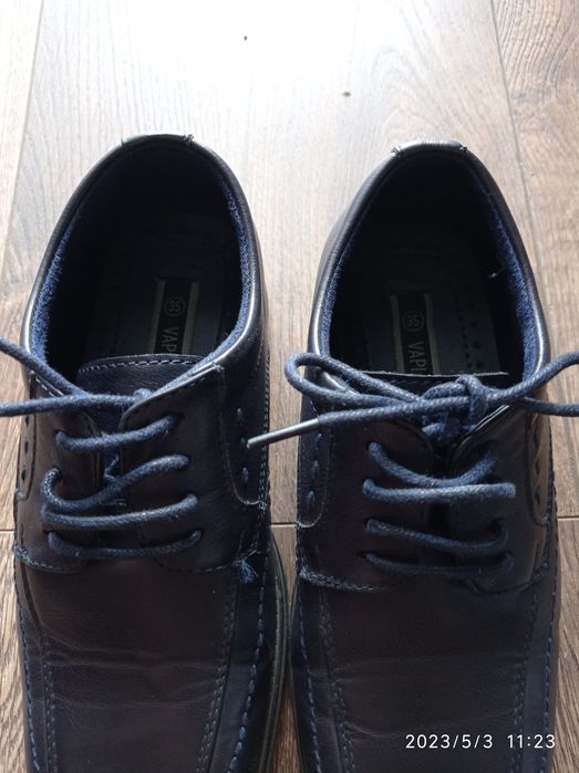 Eleganckie buty chłopięce półbuty wkładka 23,7 cm rozm 36 / 37 komunia
