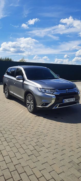 Mitsubishi Outlander 3 2019