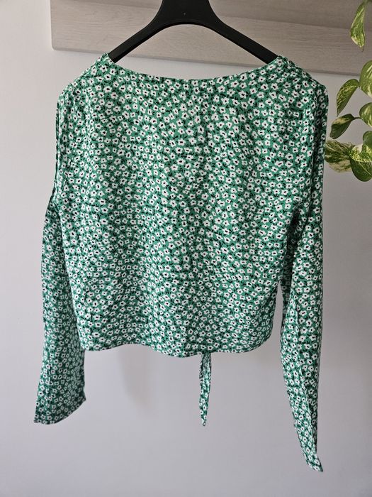 Bluzka H&M zielona kwiatki wiązana
