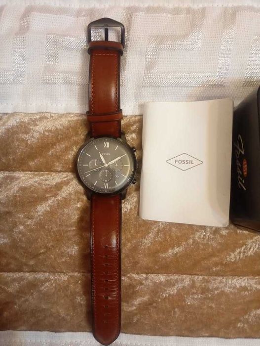 vendo relógio FOSSIL.