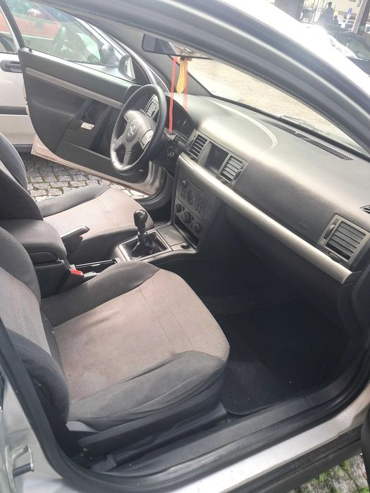 Carrinha opel Vectra SW para desocupar — photo 5