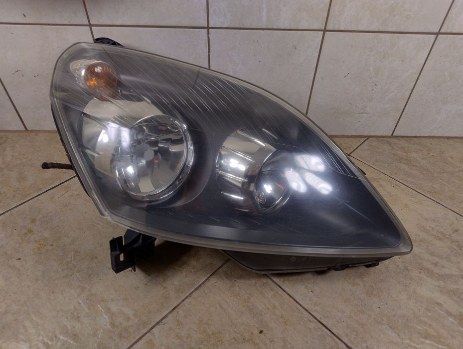 Opel Zafira B II 2 lampa 05-08 reflektor prawy przód Europa wysyłka or