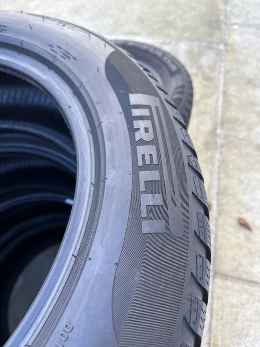 225/60/18 Pirelli Sottozero 3 RUN FLAT